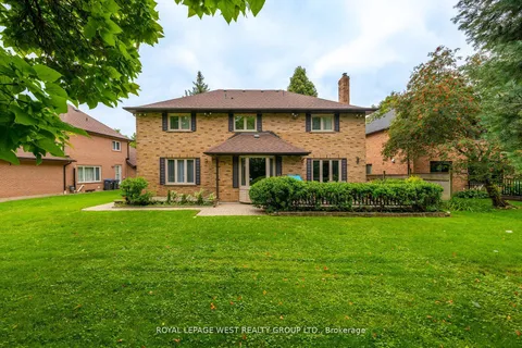 1745 Bridewell Court, ON L5L 3R7