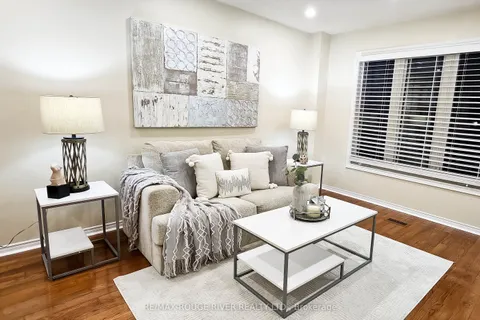 307 Michael Drive, ON L9W 4M5