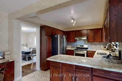 1997 Sandown Road, ON L5M 2Z5