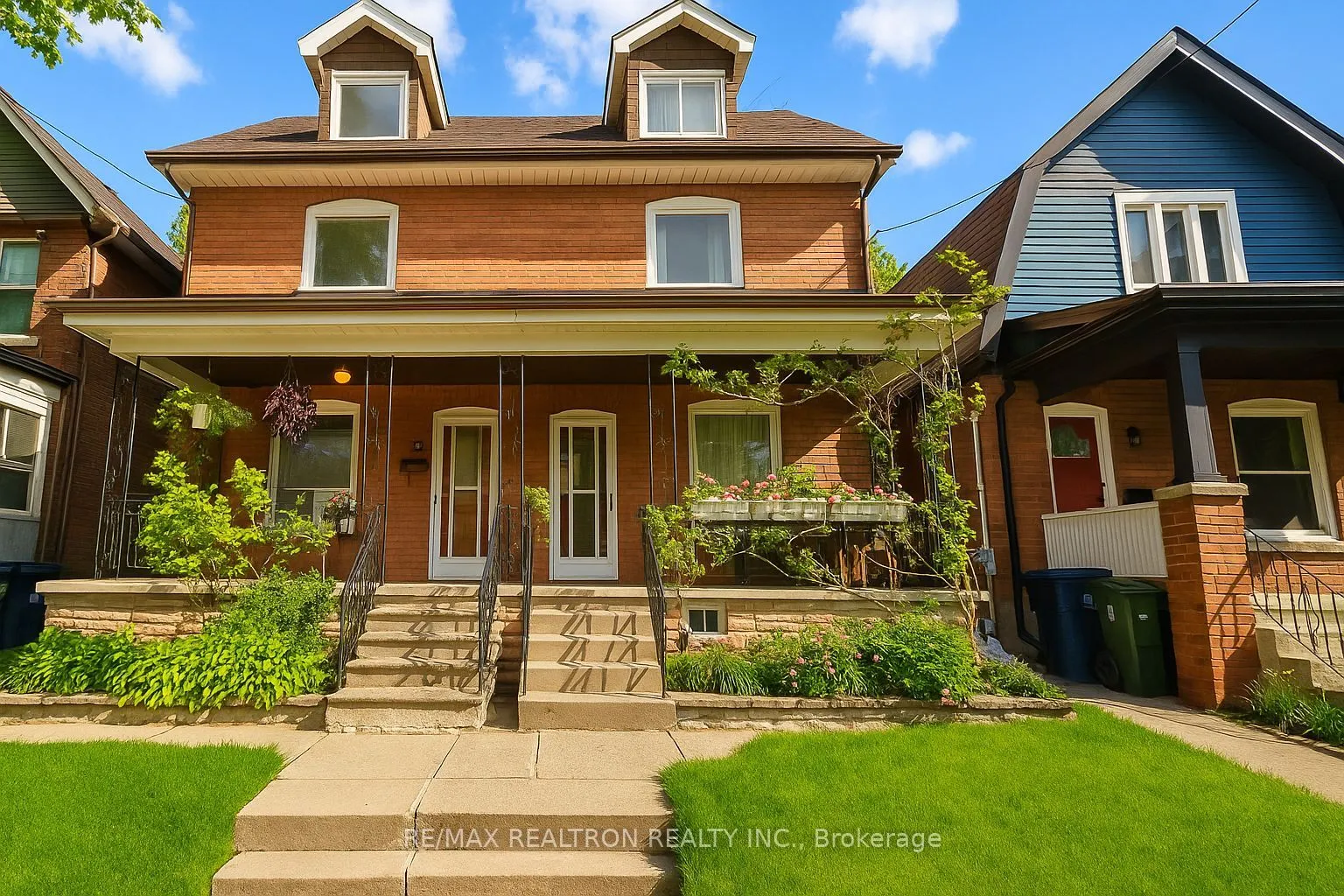 582 Runnymede Road, ON M6S 2Z7