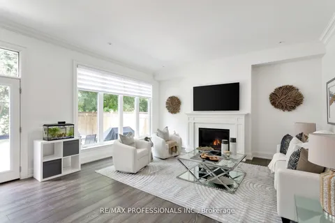 38 Lorene Drive, ON M9B 1X8