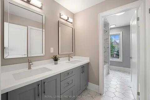 12 Jack Kenny Court, ON L7E 2M5