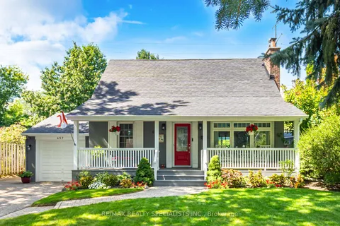 457 Selsey Drive, ON L5A 1B7