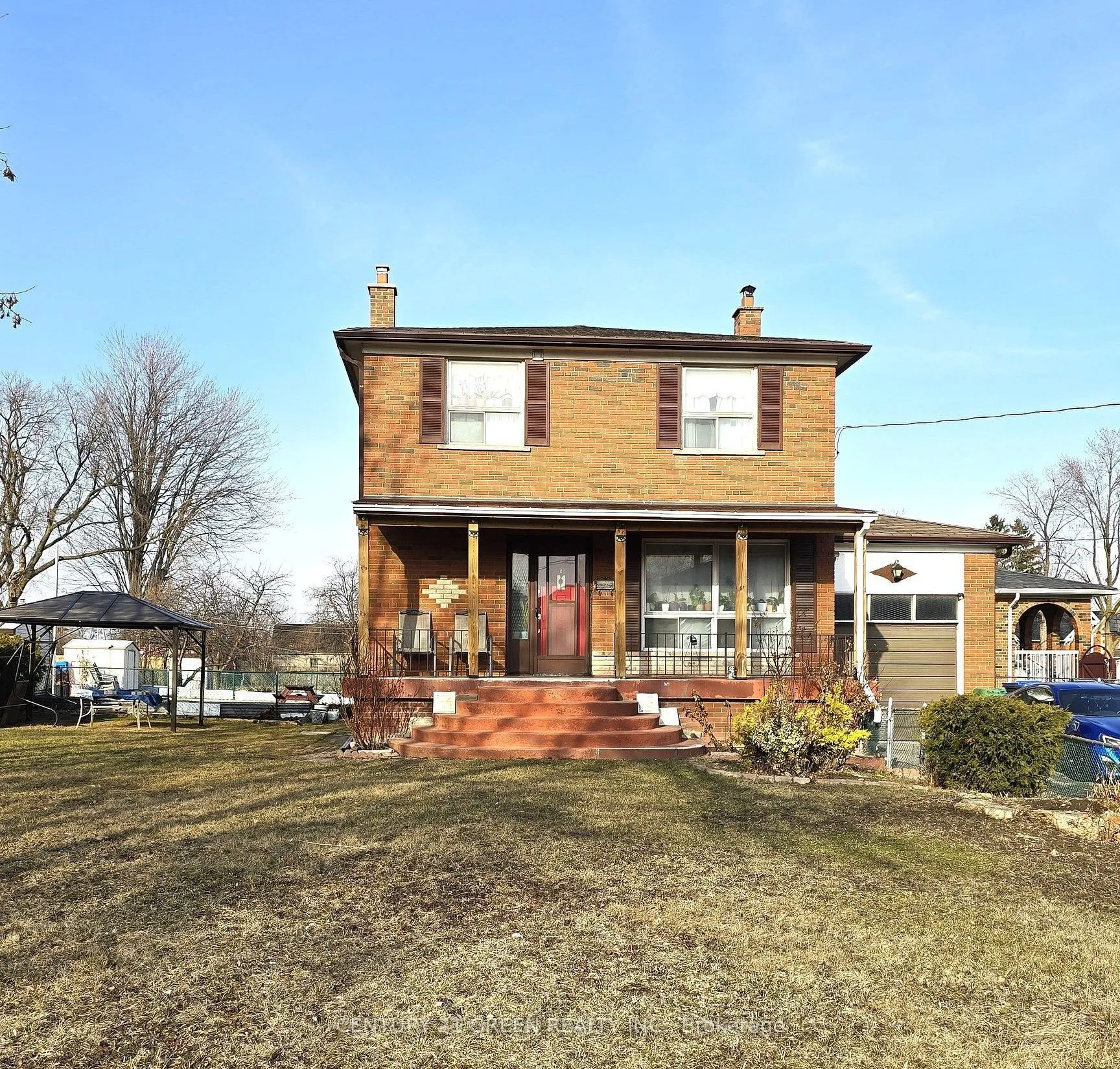 35 York Street, ON L4T 3M4