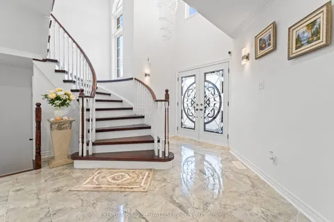 7090 Terragar Boulevard, ON L5N 7N2