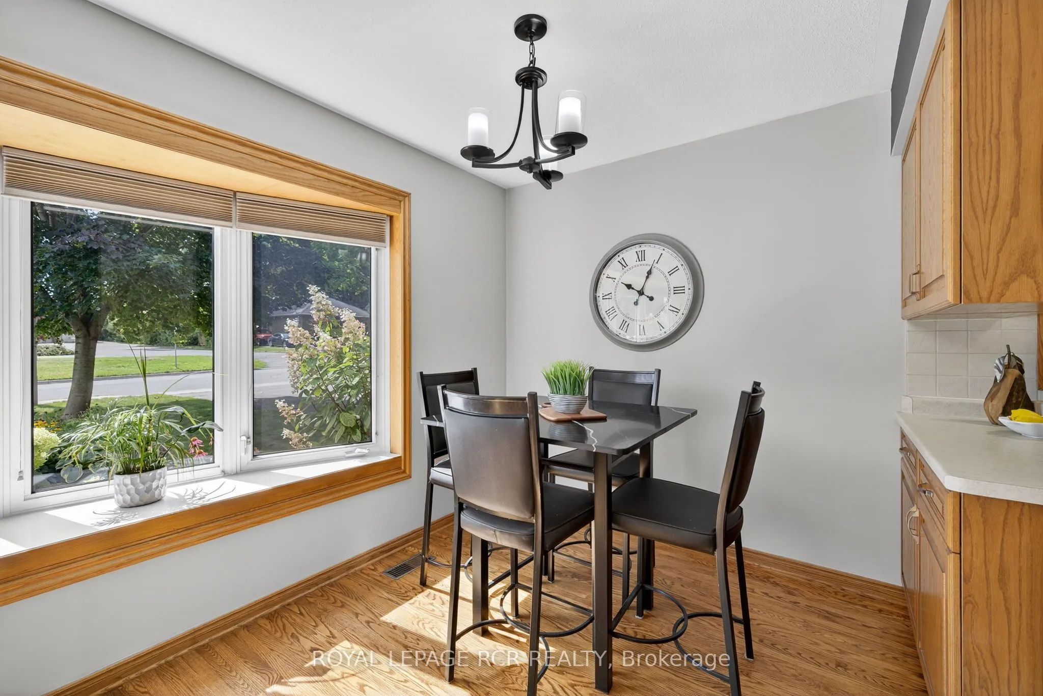 217 Zina Street, ON L9W 1E9