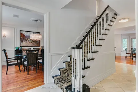 14 Dunedin Drive, ON M8X 2K5