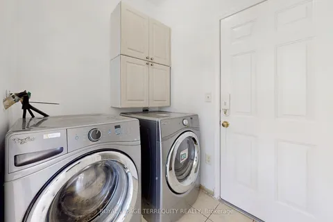 6 Verona Drive, ON L6P 1L2