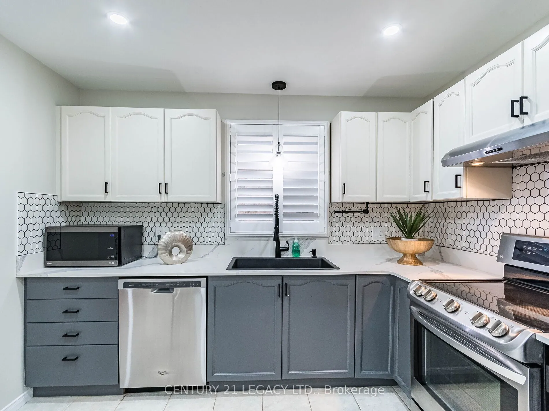 4110 Forest Run Avenue, ON L7M 4L7