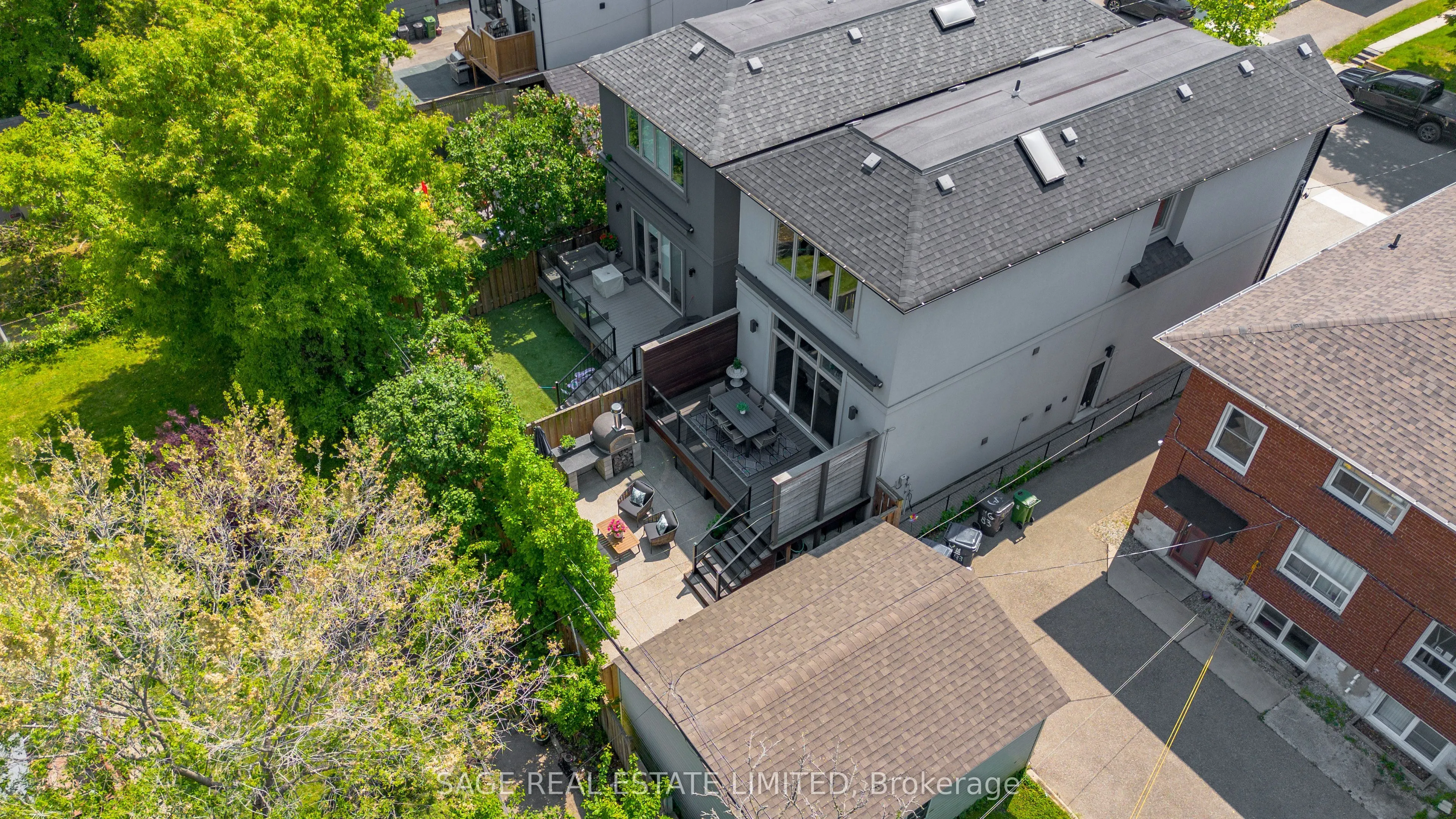 81B Seventeenth Street, ON M8V 3K5