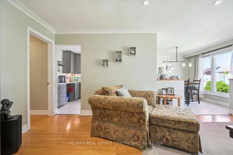 74 Mountainview Road, ON L7G 4K5