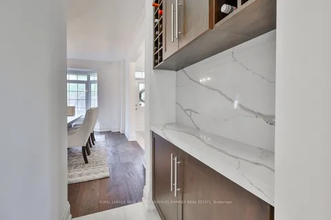 958 Irish Moss Road, ON L5W 1W5