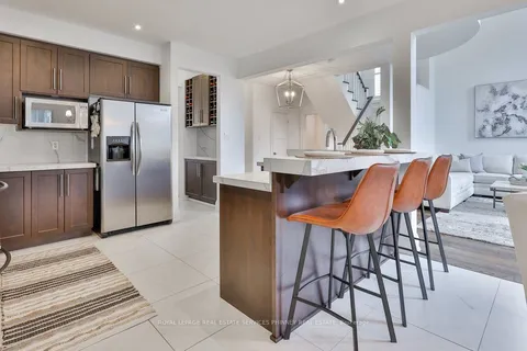 958 Irish Moss Road, ON L5W 1W5