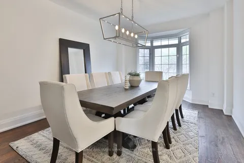 958 Irish Moss Road, ON L5W 1W5