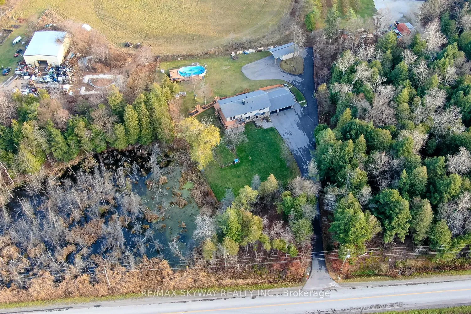 6700 32 Side Road, ON L7J 2L9