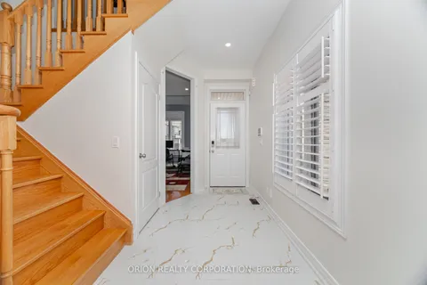 802 Miltonbrook Crescent, ON L9T 8N3