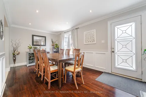 37 Massey Street, ON L6S 2V7