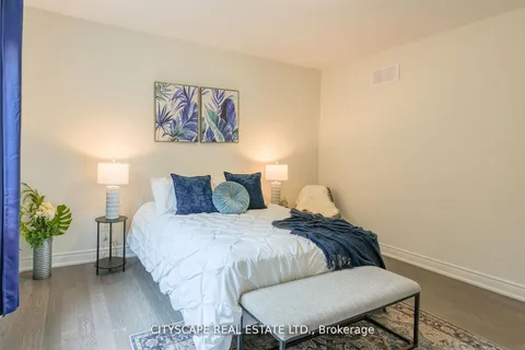 2405 Irene Crescent, ON L6M 5M2