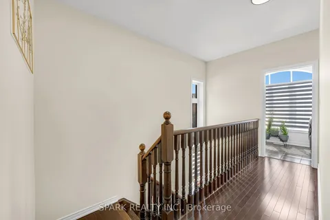 5 Boathouse Road, ON L7A 5B4