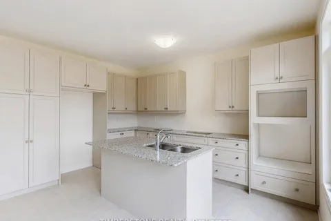 163 Thorndale Road, ON L6P 4R8