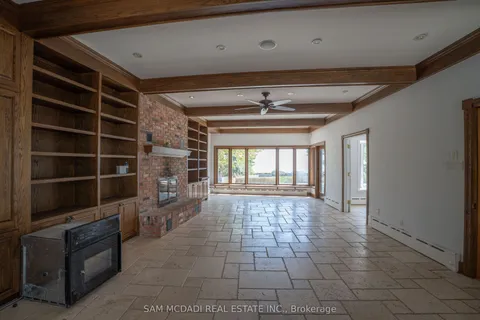 1588 Watersedge Road, ON L5J 1A4