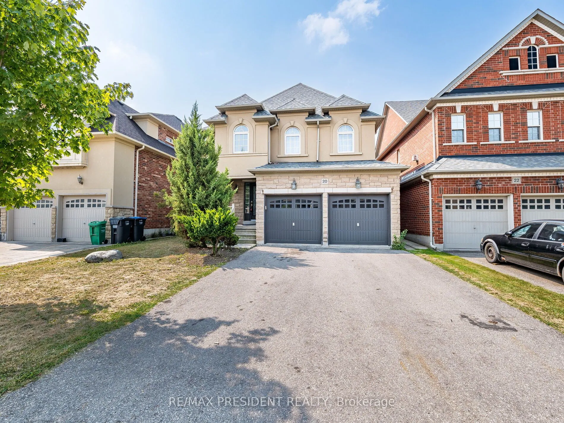 20 Monabelle Crescent, ON L6P 1W5