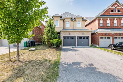 20 Monabelle Crescent, ON L6P 1W5