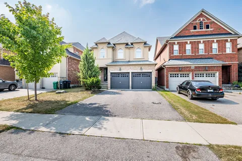 20 Monabelle Crescent, ON L6P 1W5
