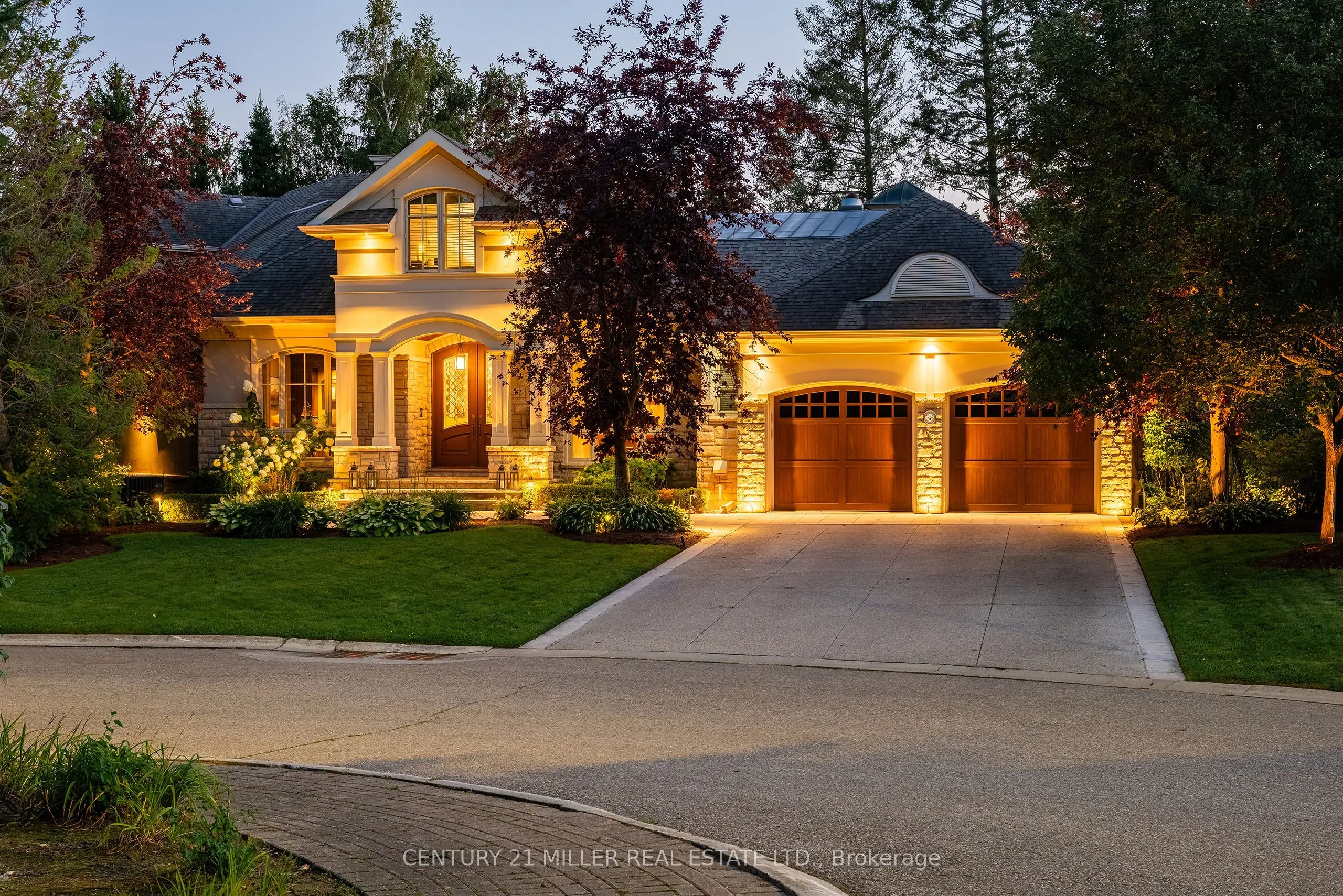 38 Shorewood Place, ON L6K 3Y4