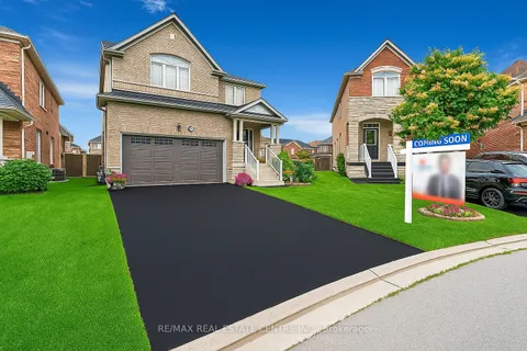 18 Kawana Road, ON L6Y 0W2