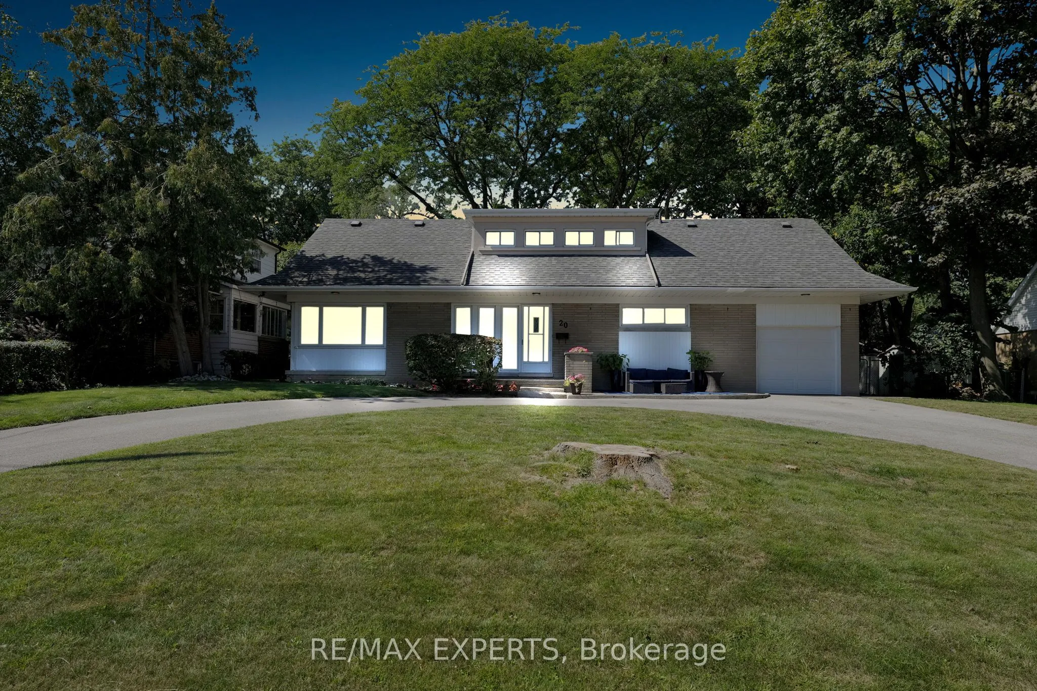 20 Havenridge Drive, ON M9P 3M4