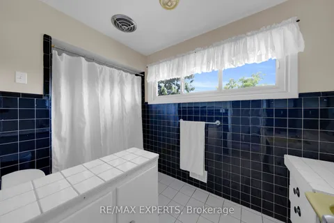 20 Havenridge Drive, ON M9P 3M4