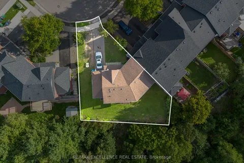 40 Monaco Court, ON L7A 1X4