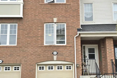 2441 Coho Way, ON L6M 0G7