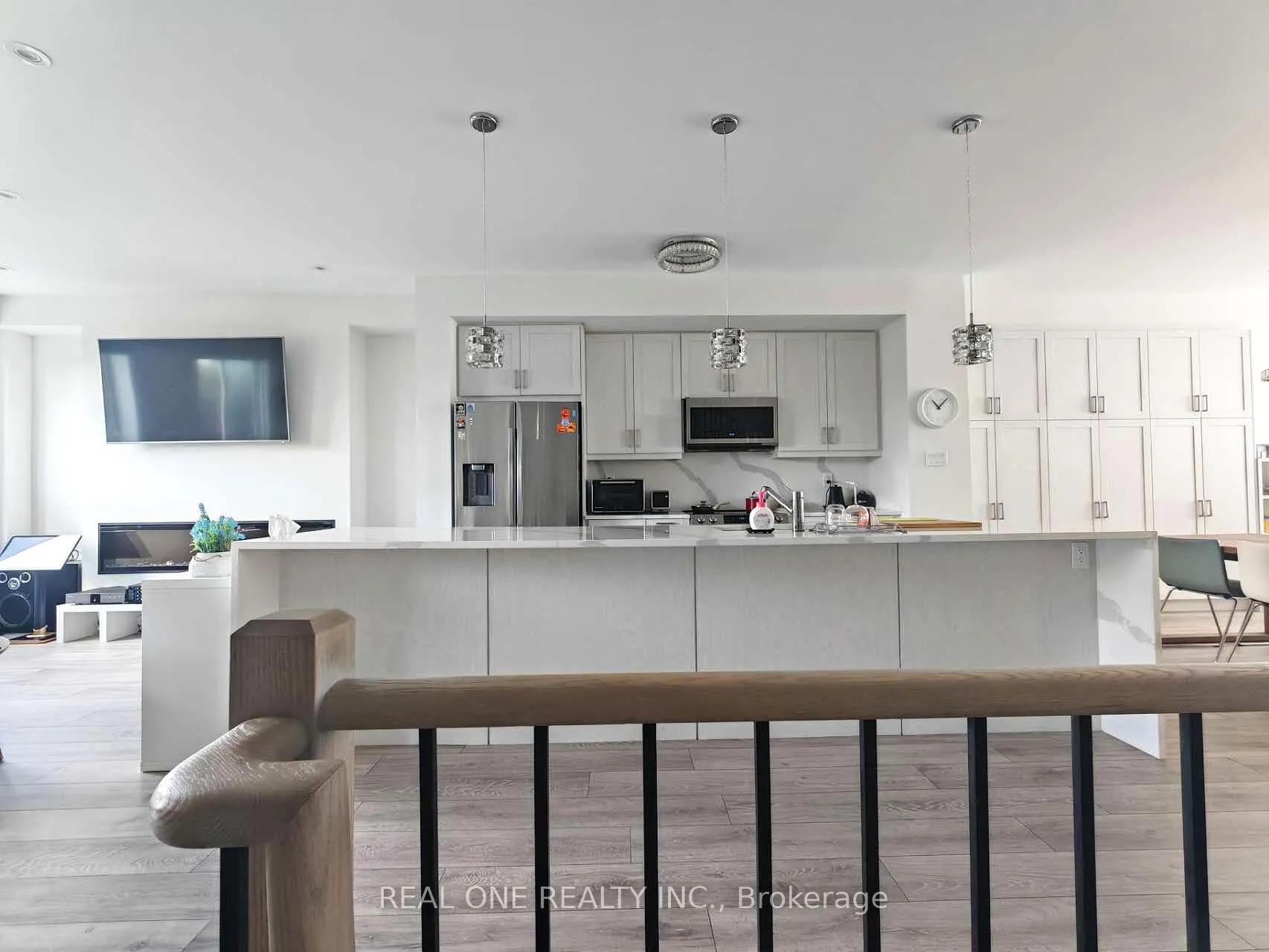 19 Woodstream Drive, ON M9W 0G1