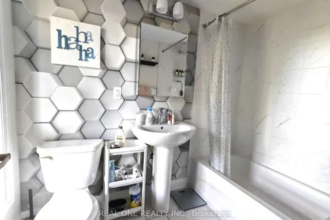 19 Woodstream Drive, ON M9W 0G1