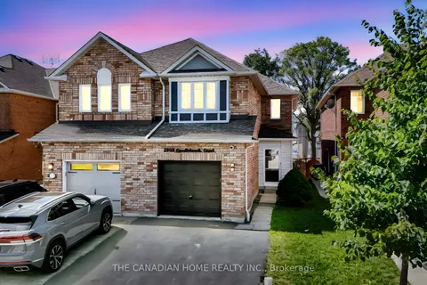 5938 Candlebrook Court, ON L5V 2V5