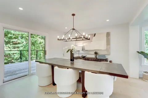 163 Confederation Street, ON L7G 4S8