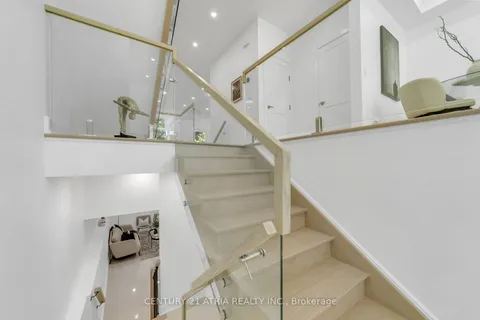 47 Eighth Street, ON M8V 3C2