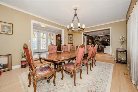 2260 Oneida Crescent, ON L5C 1V6