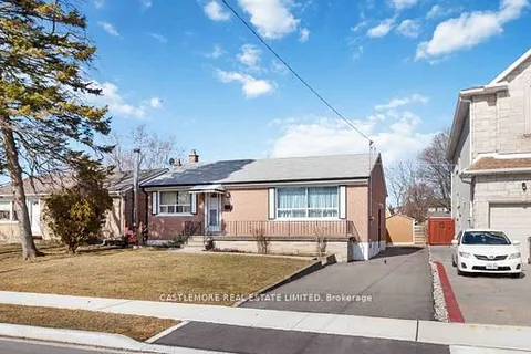 6939 Justine Drive, ON L4T 1M4
