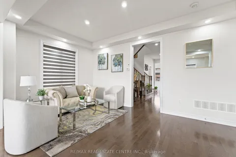 8 Oconnor Crescent, ON L7A 5A6