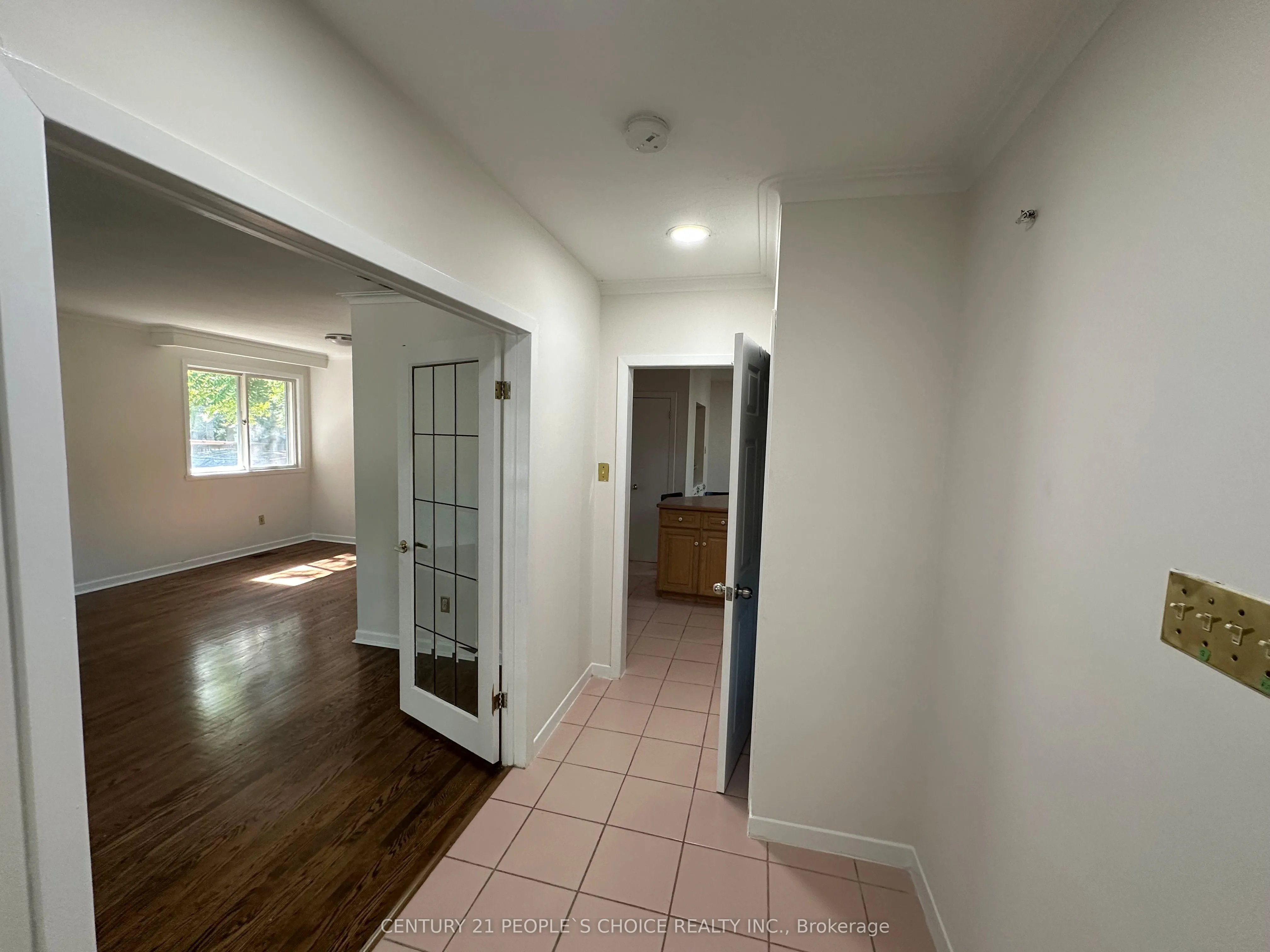 1252 Mont Clair Drive, ON L6H 1Z4