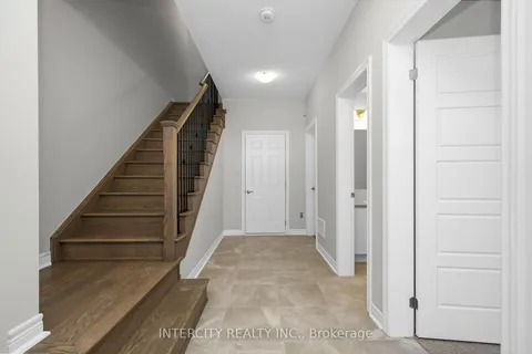 323 Inspire Boulevard, ON L6R 4E6