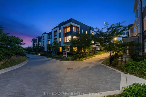 3006 Creekshore Common, ON L6M 0Y6