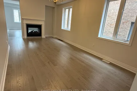 29 Keyworth Crescent, ON L6R 4E8