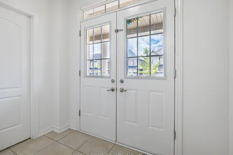 74 Bucksaw Street, ON L7A 4R3