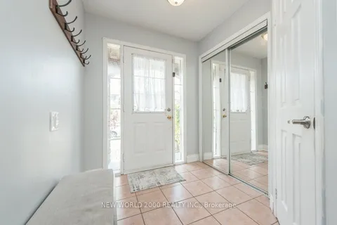 2D View Green Crescent, ON M9W 7C9