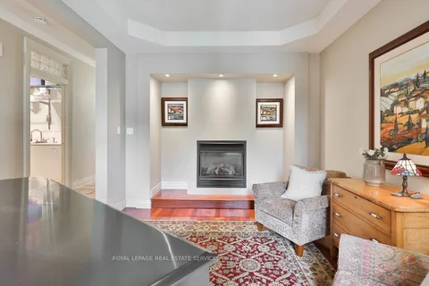 5570 Mcfarren Boulevard, ON L5M 5X8