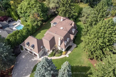 1161 Tecumseh Park Drive, ON L5H 2W3